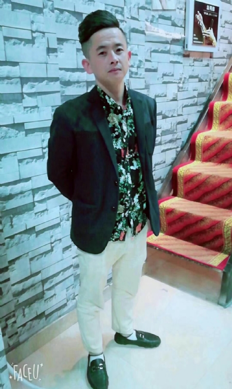 男人三十而立的第一张照片--商丘相亲服务中心