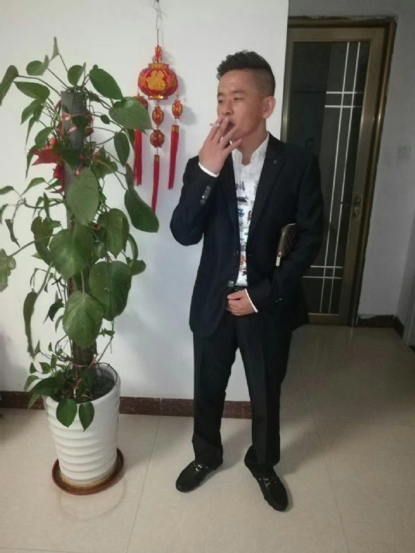 男人三十而立的第二张照片--商丘相亲服务中心