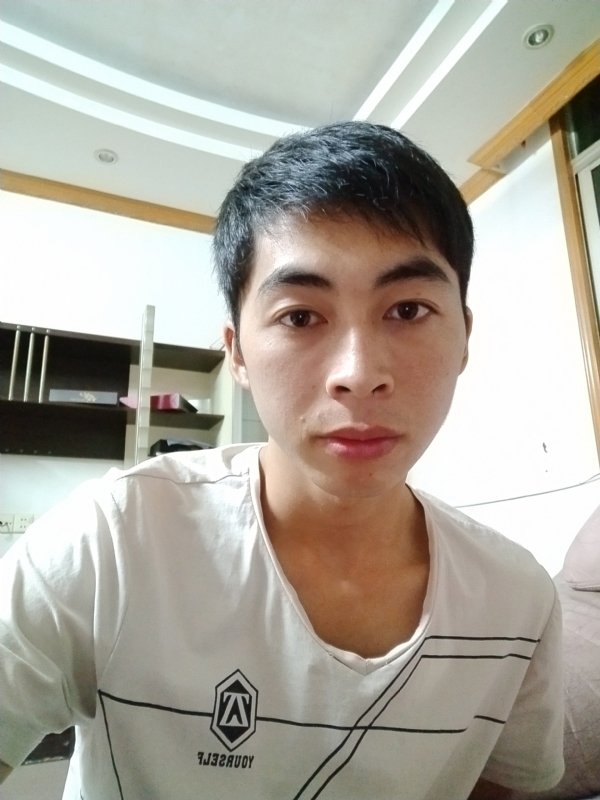 似微笑的第一张照片--商丘相亲服务中心