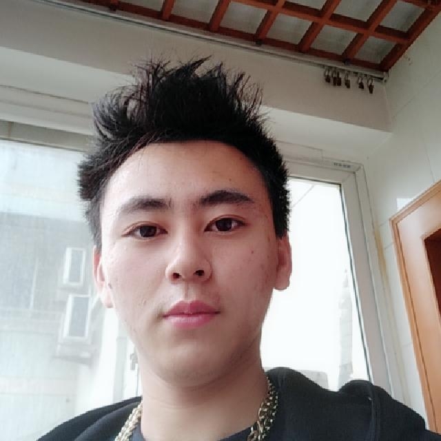 年年的第一张照片--商丘相亲服务中心