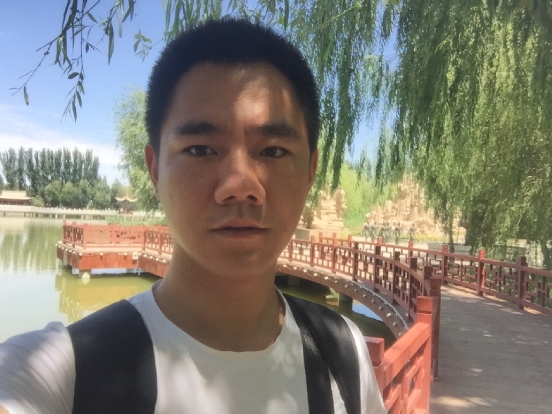 一见倾心的第一张照片--商丘相亲服务中心