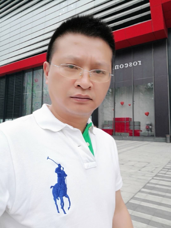 硬汉的第一张照片--商丘相亲服务中心