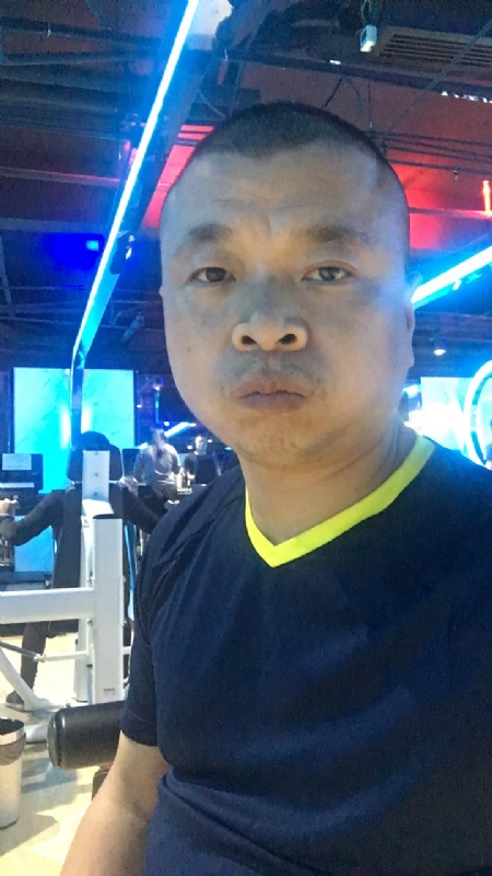 奋斗的第一张照片--商丘相亲服务中心