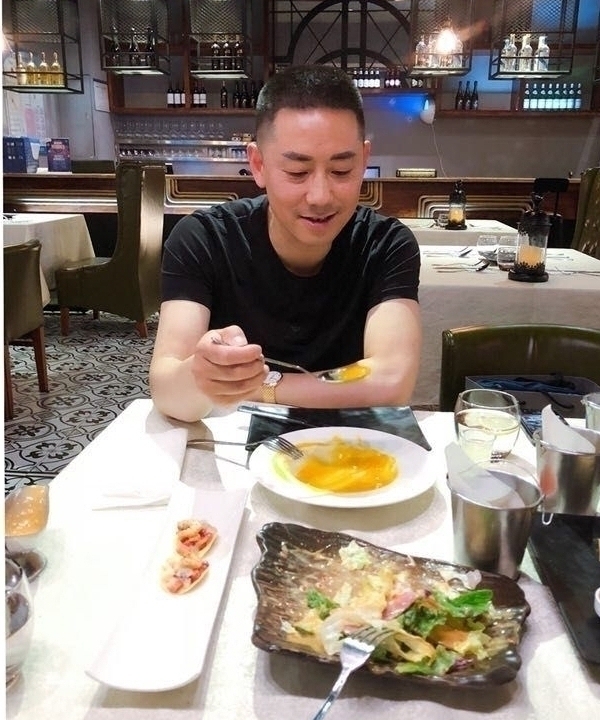 空空如也的第一张照片--商丘相亲服务中心