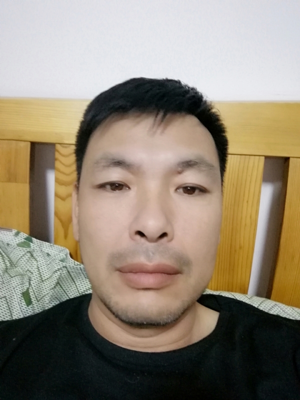 不爱当牛的第一张照片--商丘相亲服务中心