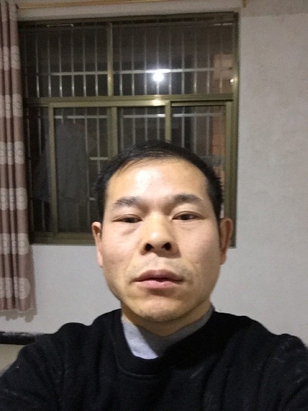 徐徐清风的第一张照片--商丘相亲服务中心