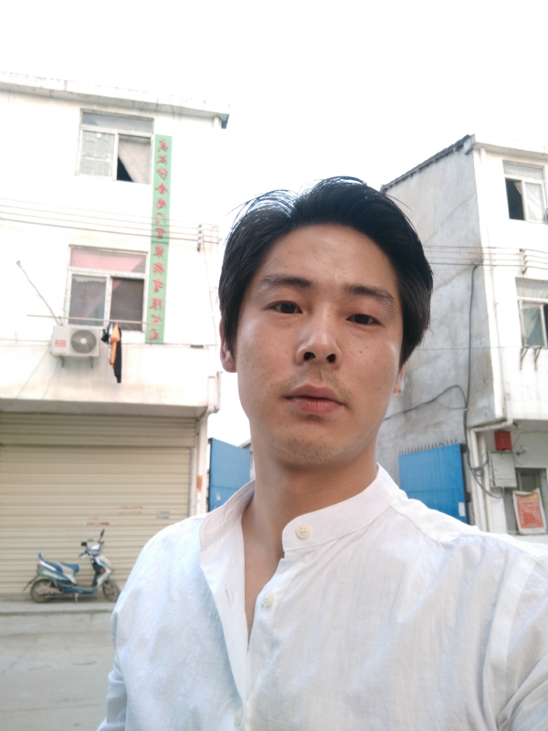 峰哥的第一张照片--商丘相亲服务中心
