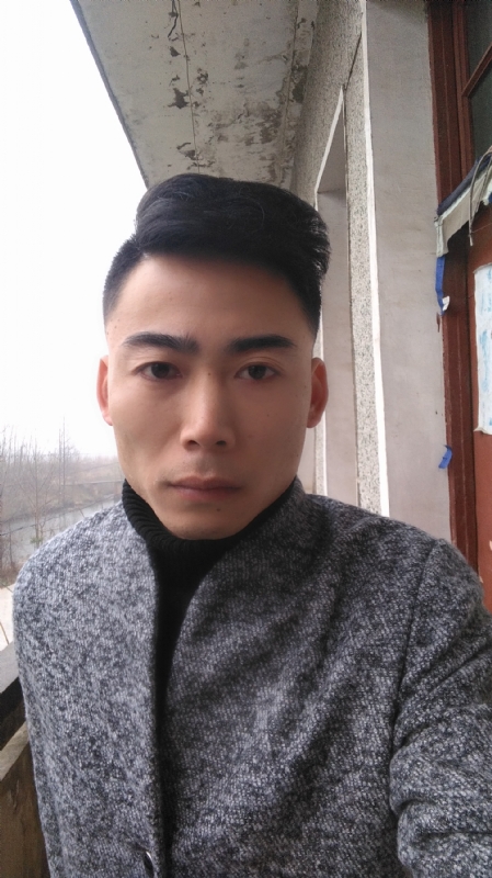 谁伴我闯荡的第一张照片--商丘相亲服务中心