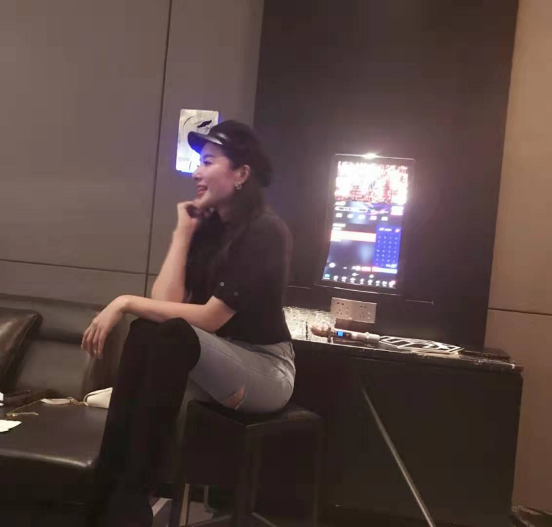 婷婷的第三张照片--商丘相亲服务中心