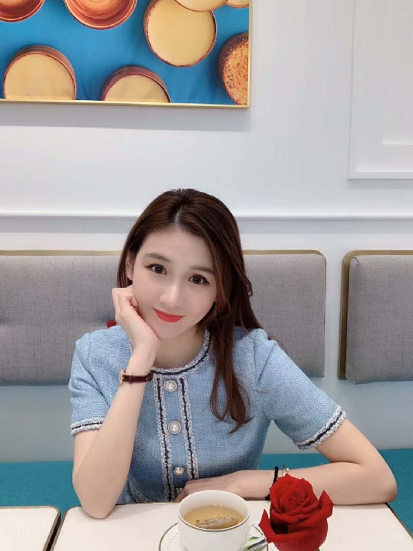 Emily的第二张照片--商丘相亲服务中心