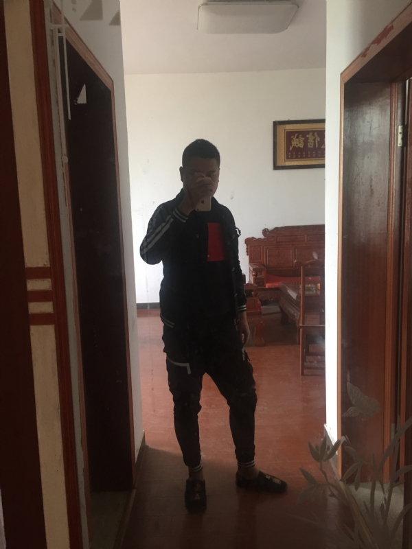 MC无所畏惧的第一张照片--商丘相亲服务中心