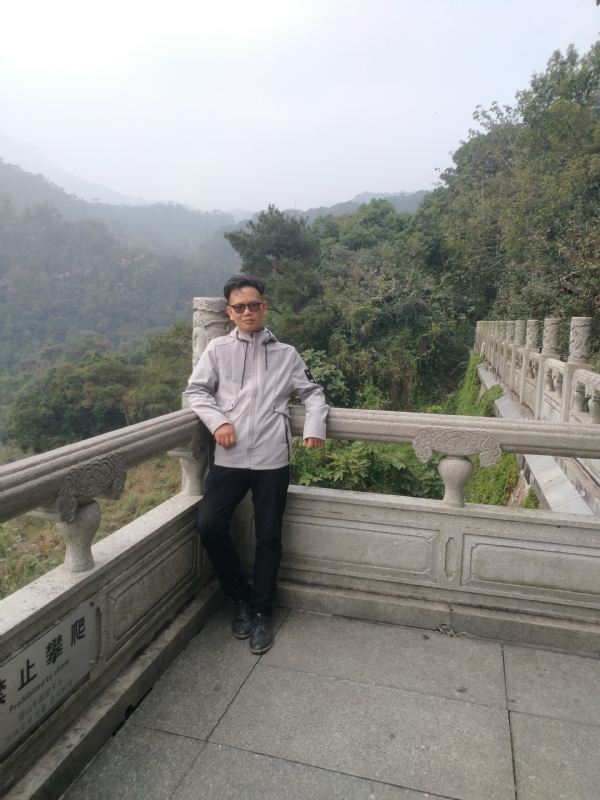 鱿鱼的第一张照片--商丘相亲服务中心