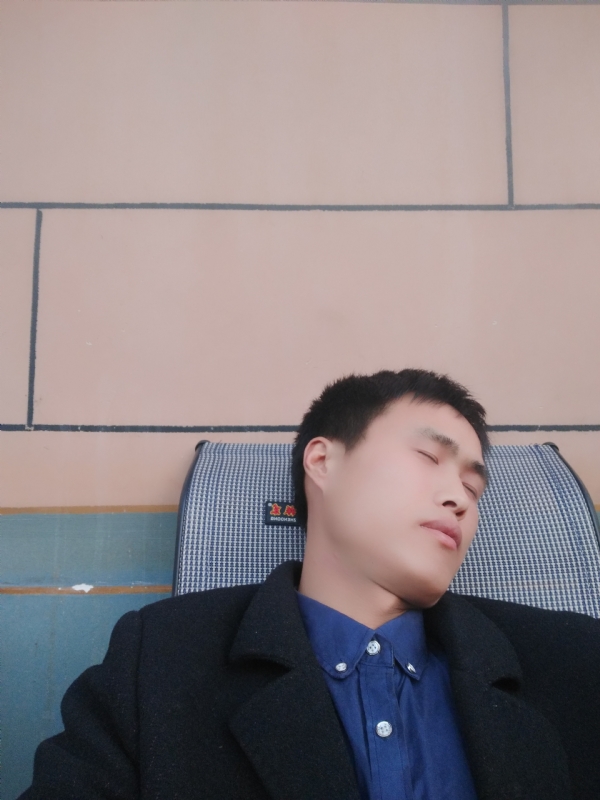 有钱爱情才能长久的第一张照片--商丘相亲服务中心