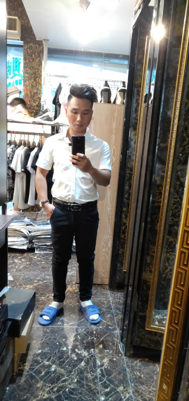 卢家福的第一张照片--商丘相亲服务中心