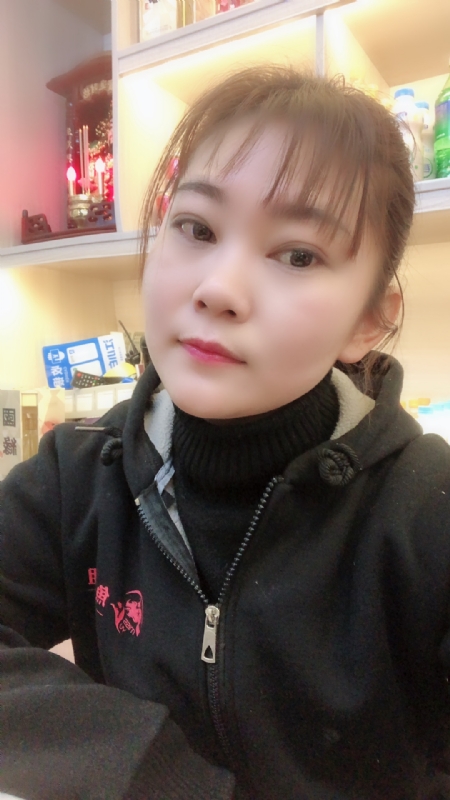 泡沫的第一张照片--商丘相亲服务中心