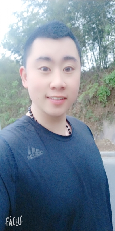 帅小伙的第一张照片--商丘相亲服务中心