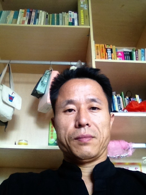 龙三少的第一张照片--商丘相亲服务中心
