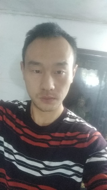 张浩浩的第一张照片--商丘相亲服务中心