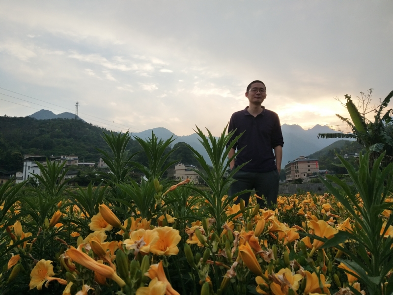 黄晓东的第一张照片--商丘相亲服务中心