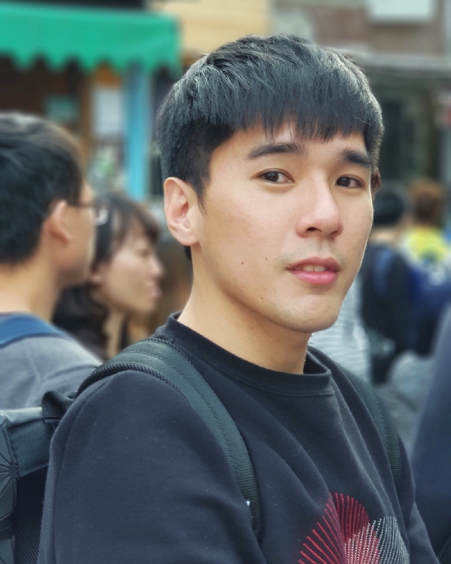雨中孤独的第一张照片--商丘相亲服务中心