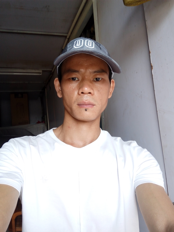 张生的第一张照片--商丘相亲服务中心