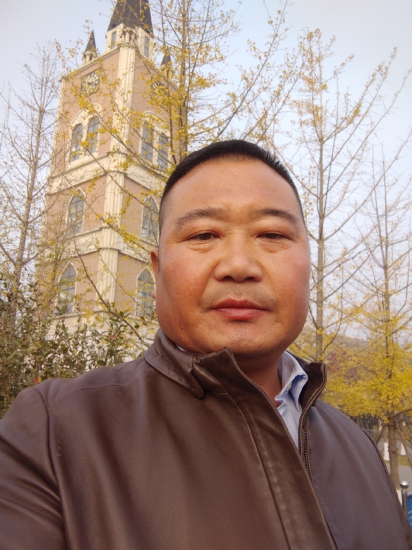 枫的第一张照片--商丘相亲服务中心