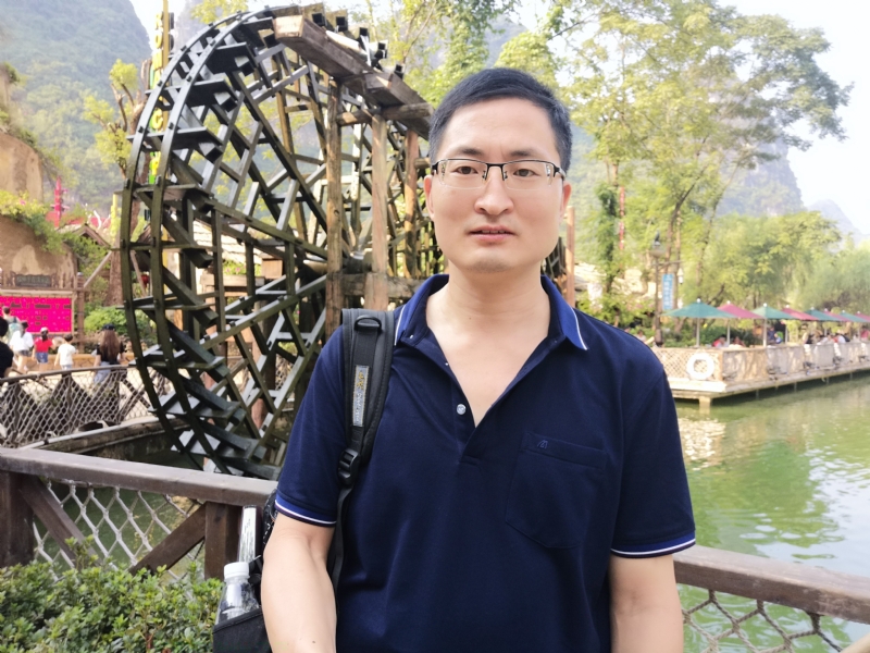 一笑而过的第一张照片--商丘相亲服务中心
