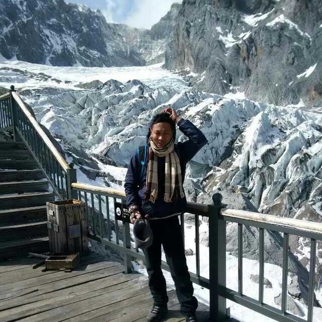 眯眯的第一张照片--商丘相亲服务中心