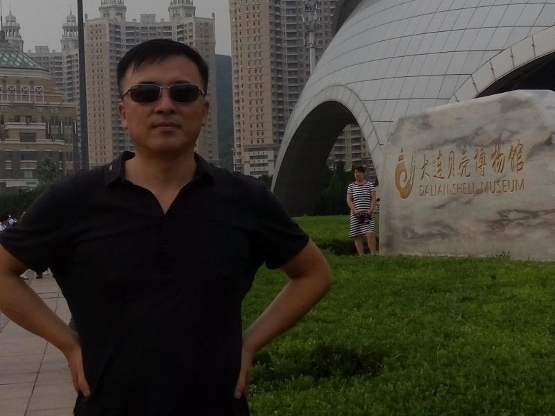 豁达的第一张照片--商丘相亲服务中心