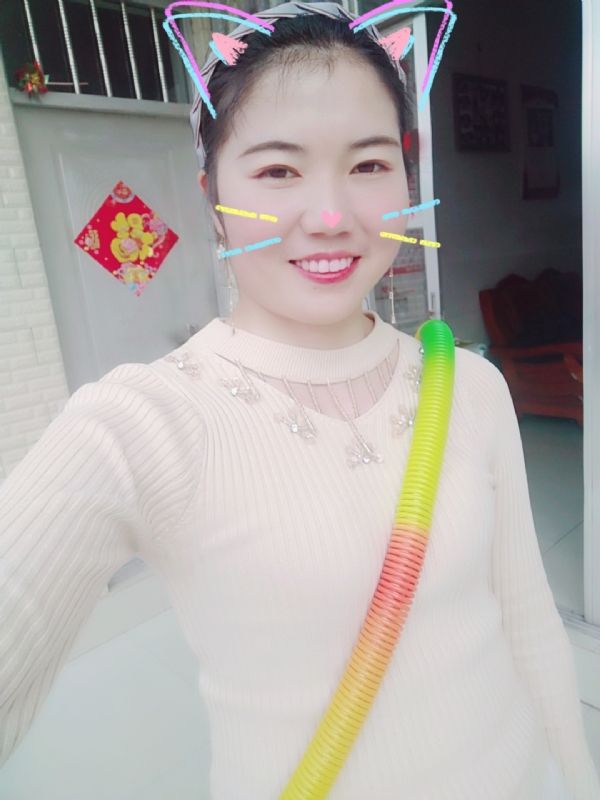 芷宁的第一张照片--商丘相亲服务中心