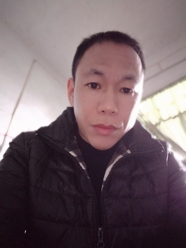 相信真爱的第一张照片--商丘相亲服务中心