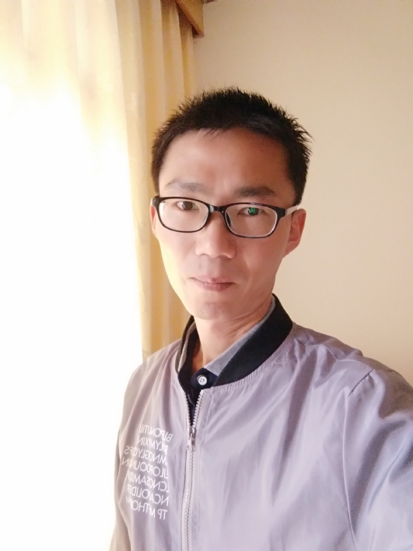 平凡的风的第二张照片--商丘相亲服务中心