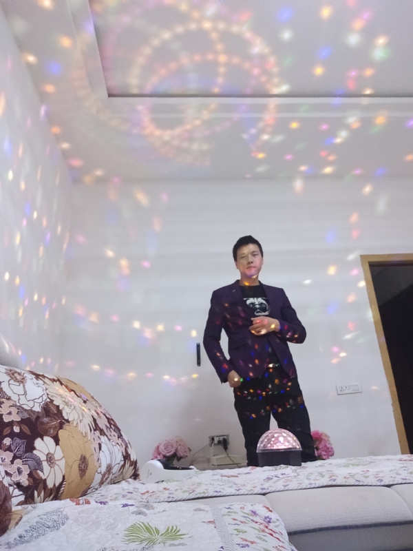 慕凡的第一张照片--商丘相亲服务中心