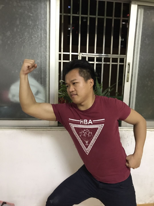 彭宏谊的第一张照片--商丘相亲服务中心