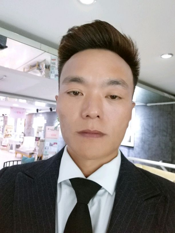 醉酒的蝴蝶的第一张照片--商丘相亲服务中心