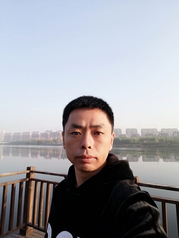 蓝颜的第一张照片--商丘相亲服务中心