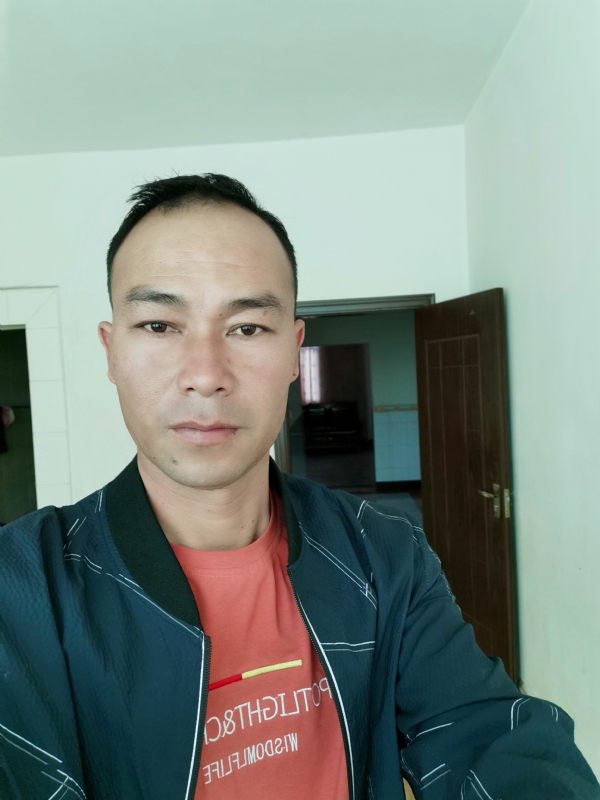 昊宇的第一张照片--商丘相亲服务中心