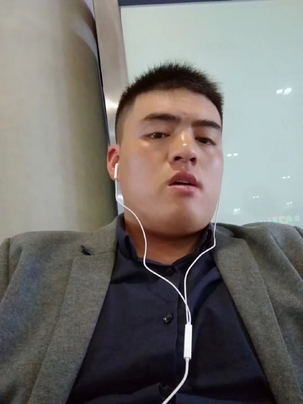 崩沙卡拉卡的第一张照片--商丘相亲服务中心