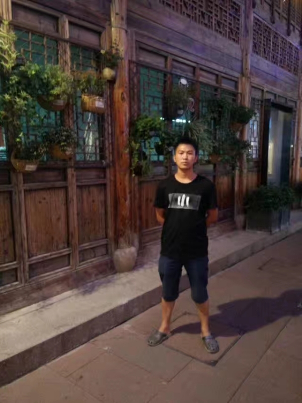 回忆的第一张照片--商丘相亲服务中心