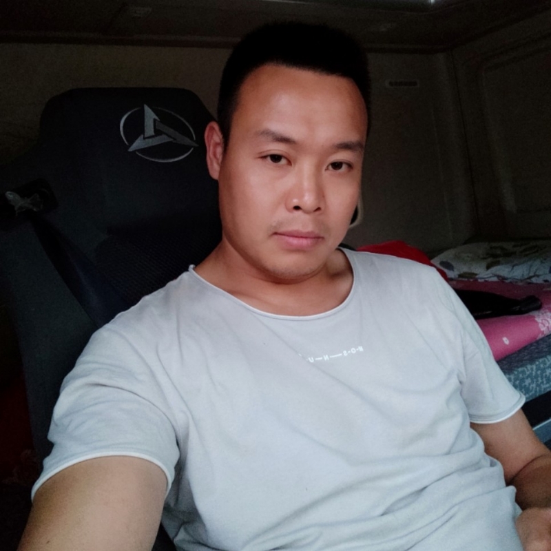 默默的第二张照片--商丘相亲服务中心