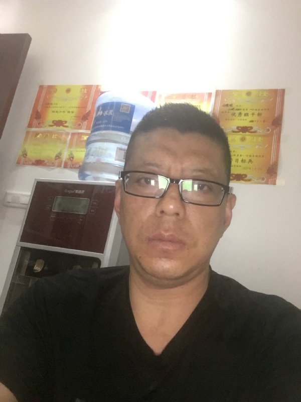 牵手的第二张照片--商丘相亲服务中心
