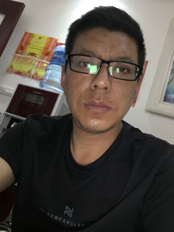 牵手的第三张照片--商丘相亲服务中心