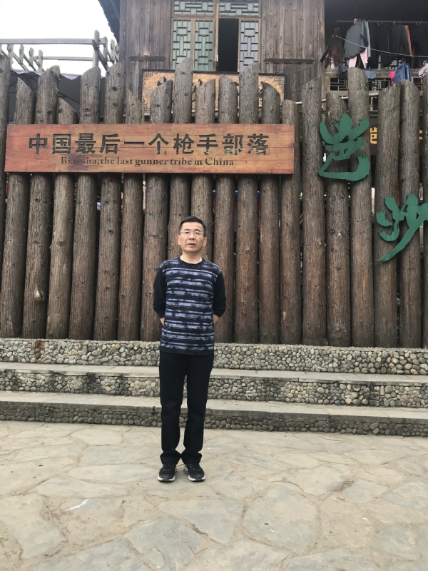 屯里的富豪的第一张照片--商丘相亲服务中心