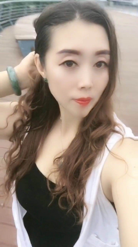 雨蝶的第三张照片--商丘相亲服务中心