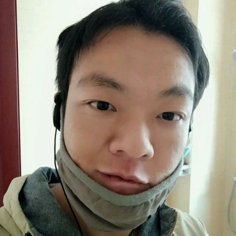 泡沫哭泣的第一张照片--商丘相亲服务中心
