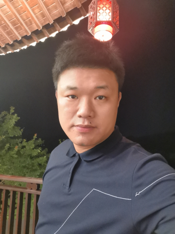 耿直boy的第一张照片--商丘相亲服务中心