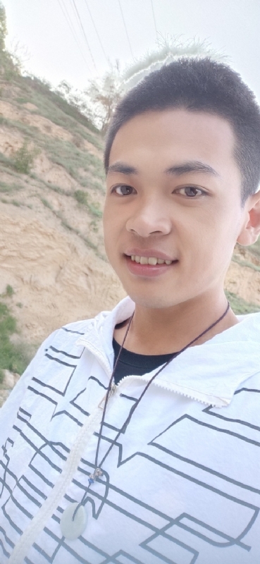 小辉的第一张照片--商丘相亲服务中心