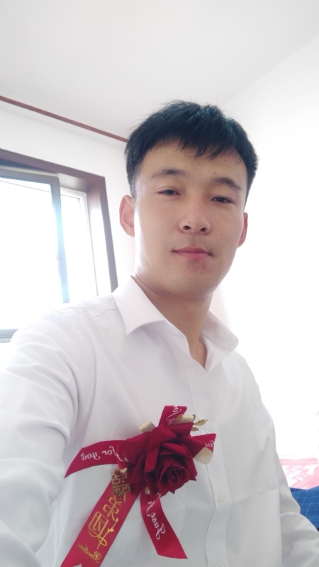 阳阳的第一张照片--商丘相亲服务中心