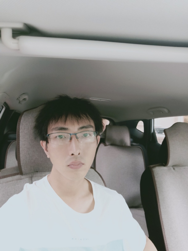 阳光大男孩的第一张照片--商丘相亲服务中心