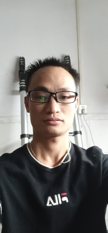 蔡先生的第一张照片--商丘相亲服务中心